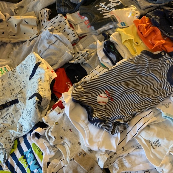 Infant clothes - Picture 2 of 6